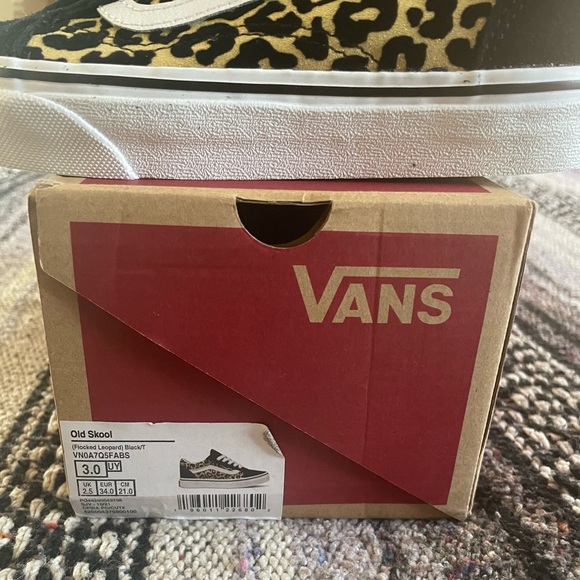 VANS - Old Skool - Leopard/Black/White - Size 3.0 Kids - Never Worn - Picture 4 of 4